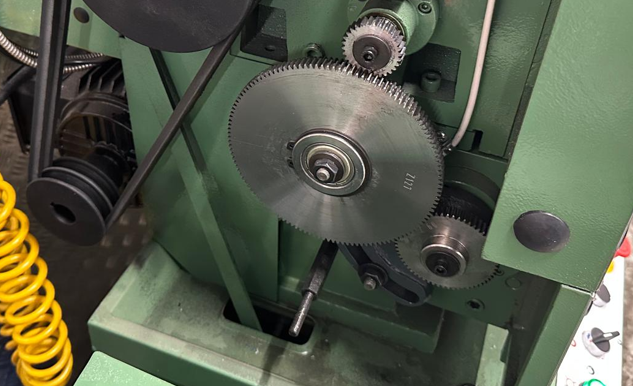 Manual Lathe